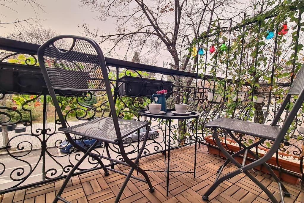 Downtown Studio-Loft Constanta Luaran gambar