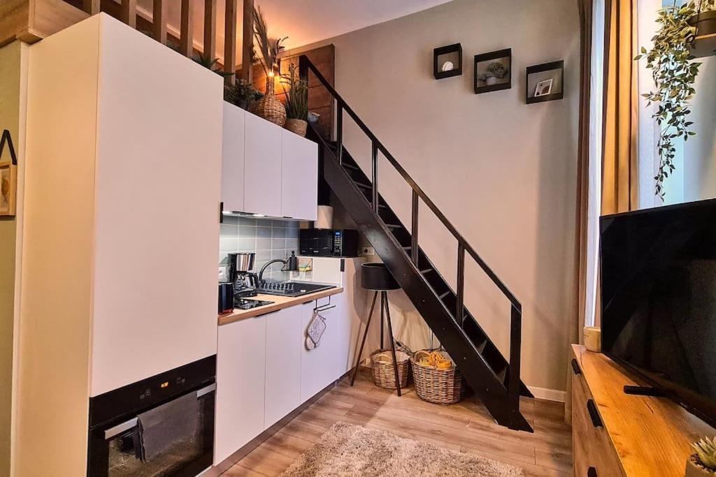 Downtown Studio-Loft Constanta Luaran gambar